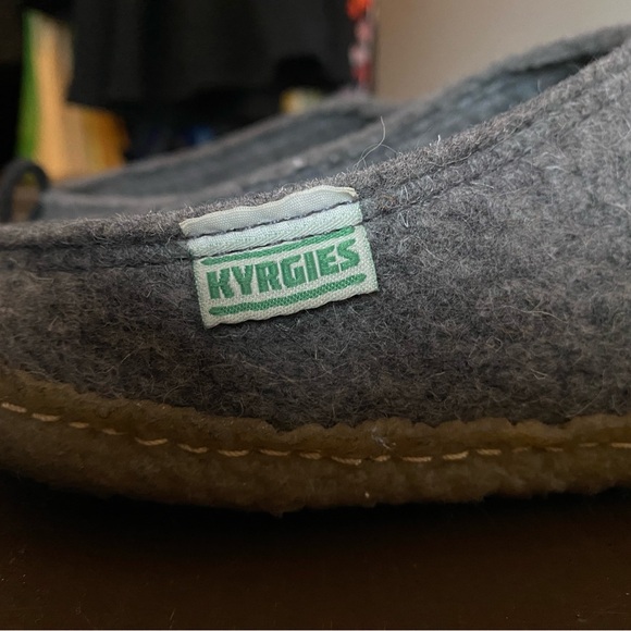 Kyrgies Outdoor Wool Slides (Men’s 13-13.5 / EU 46) - Picture 6 of 7